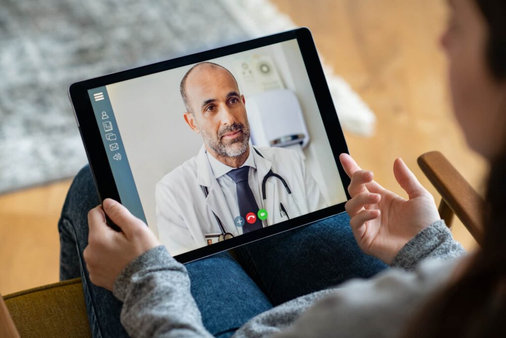 patient-and-doctor-facetiming